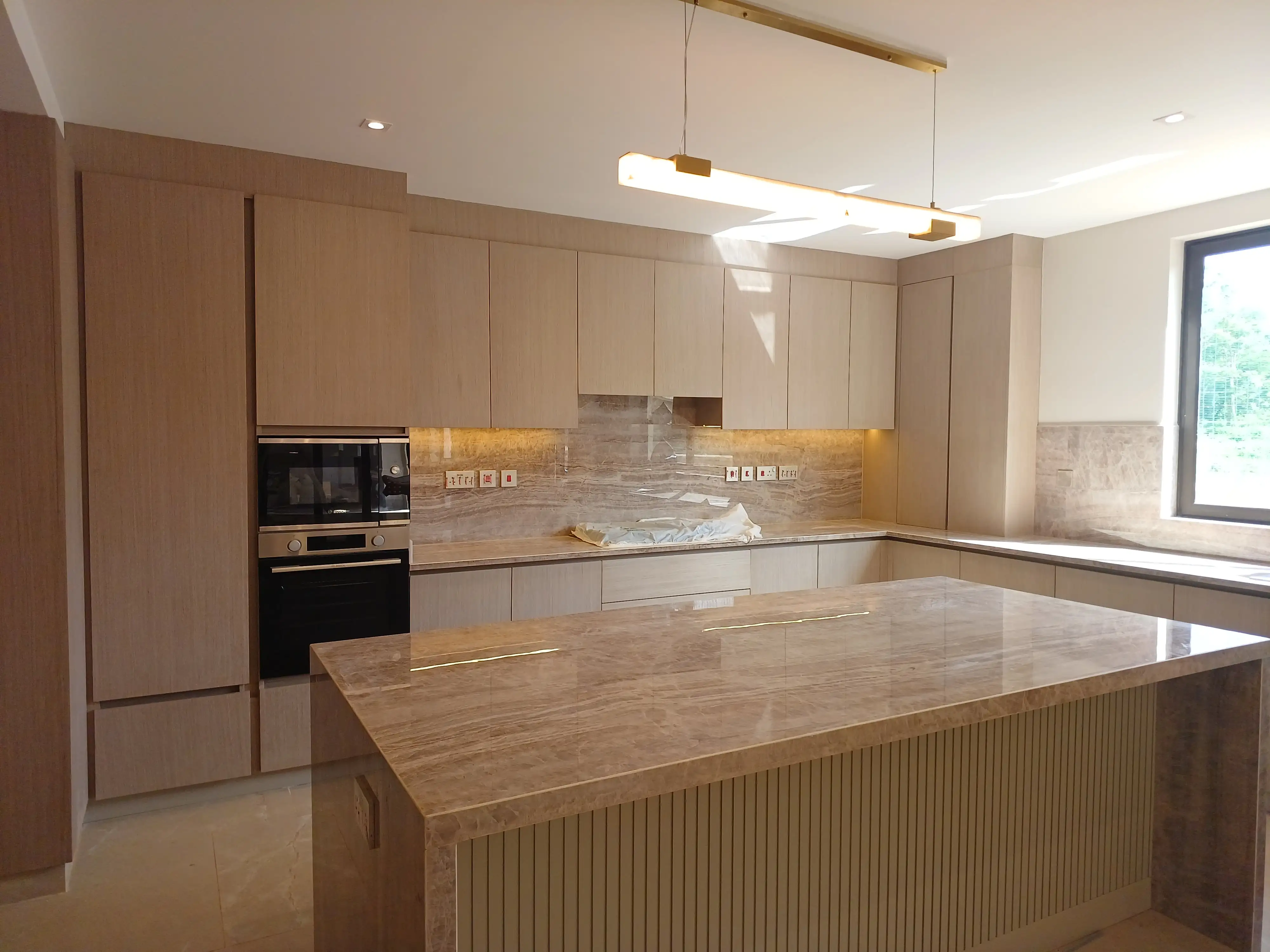 Balcony Lounge Side View