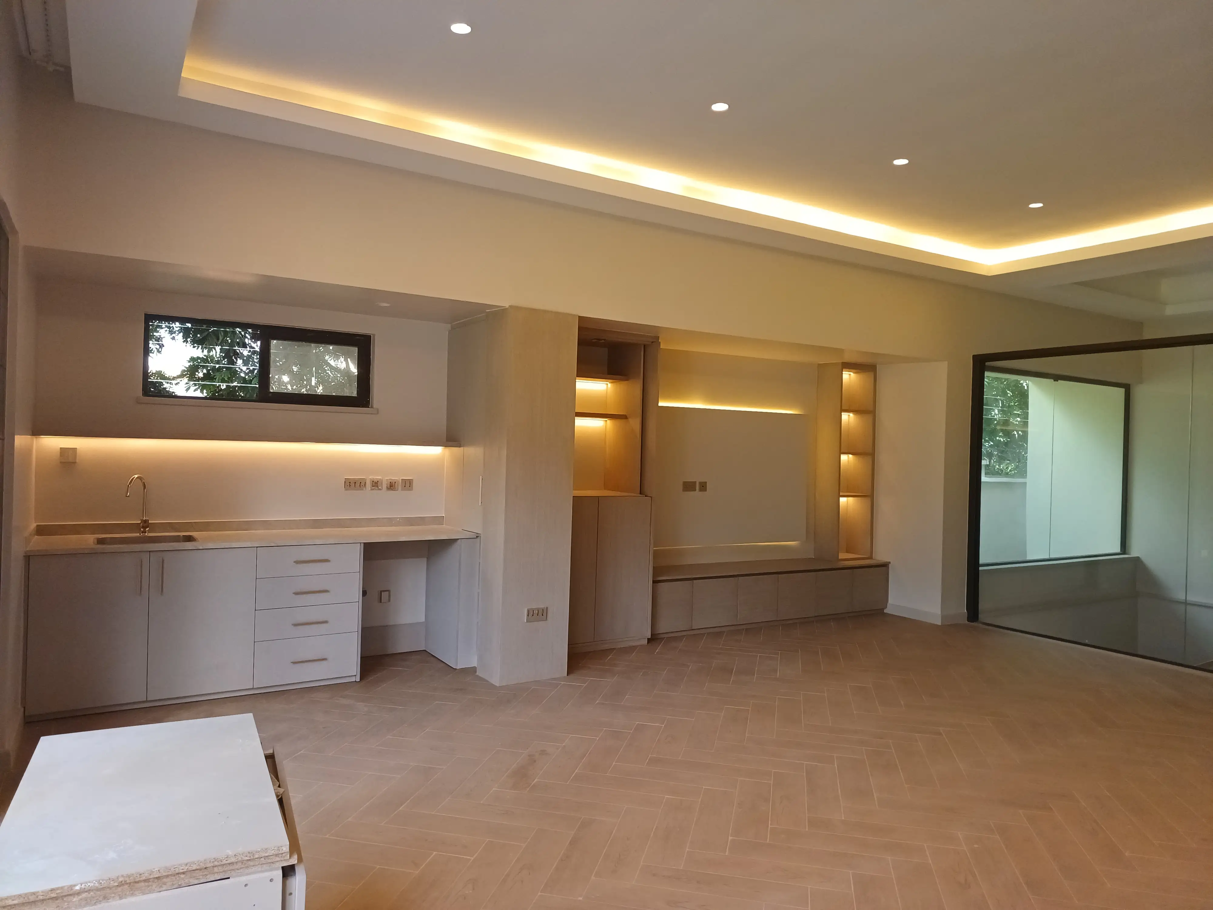 Balcony Lounge Final View