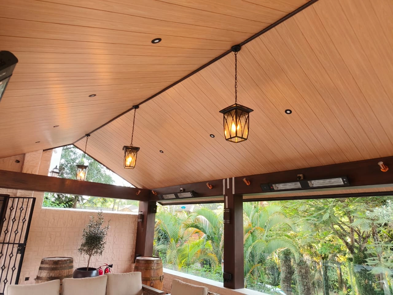 Balcony Lounge Final View